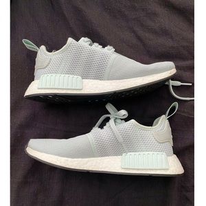 Wmns NMD R1 blue
